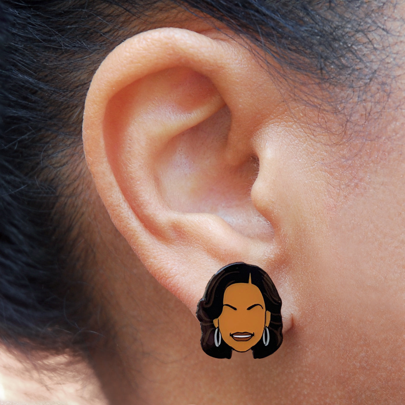 Michelle Obama earrings, On model
